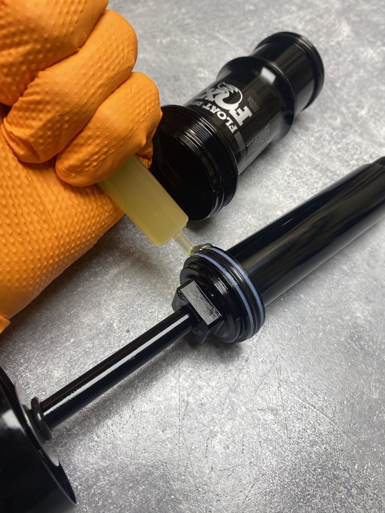 [FAE01] Entretien Basic (50h) - Amortisseurs à Air